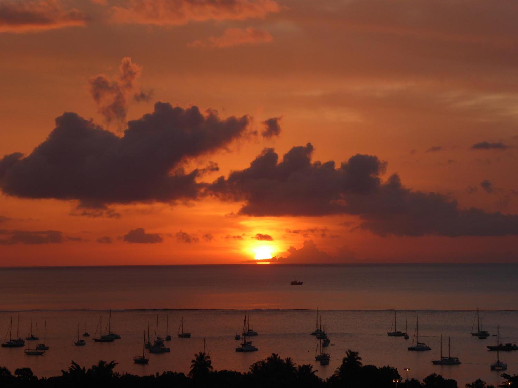 Maeva Sunset View 호텔 푸나우이아 외부 사진